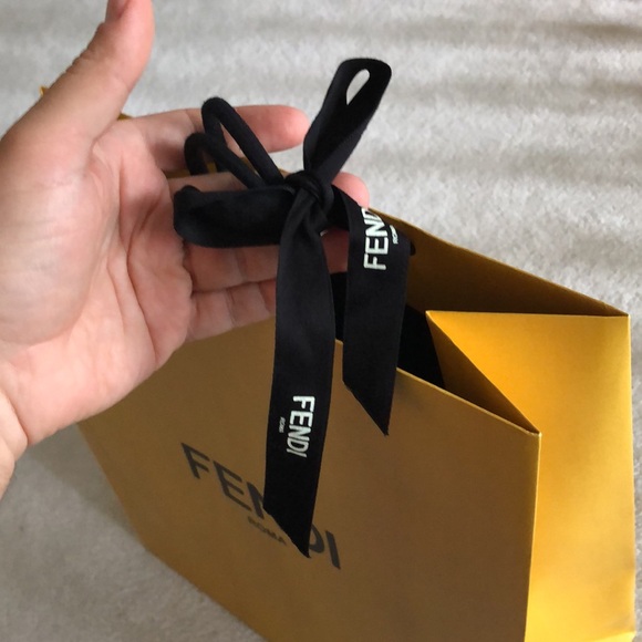 Classic Fendi Shopper - Picture 6 of 11